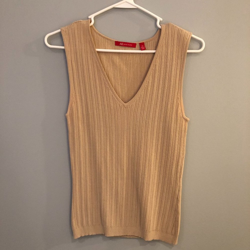 Anne Klein Beige V-neck tank